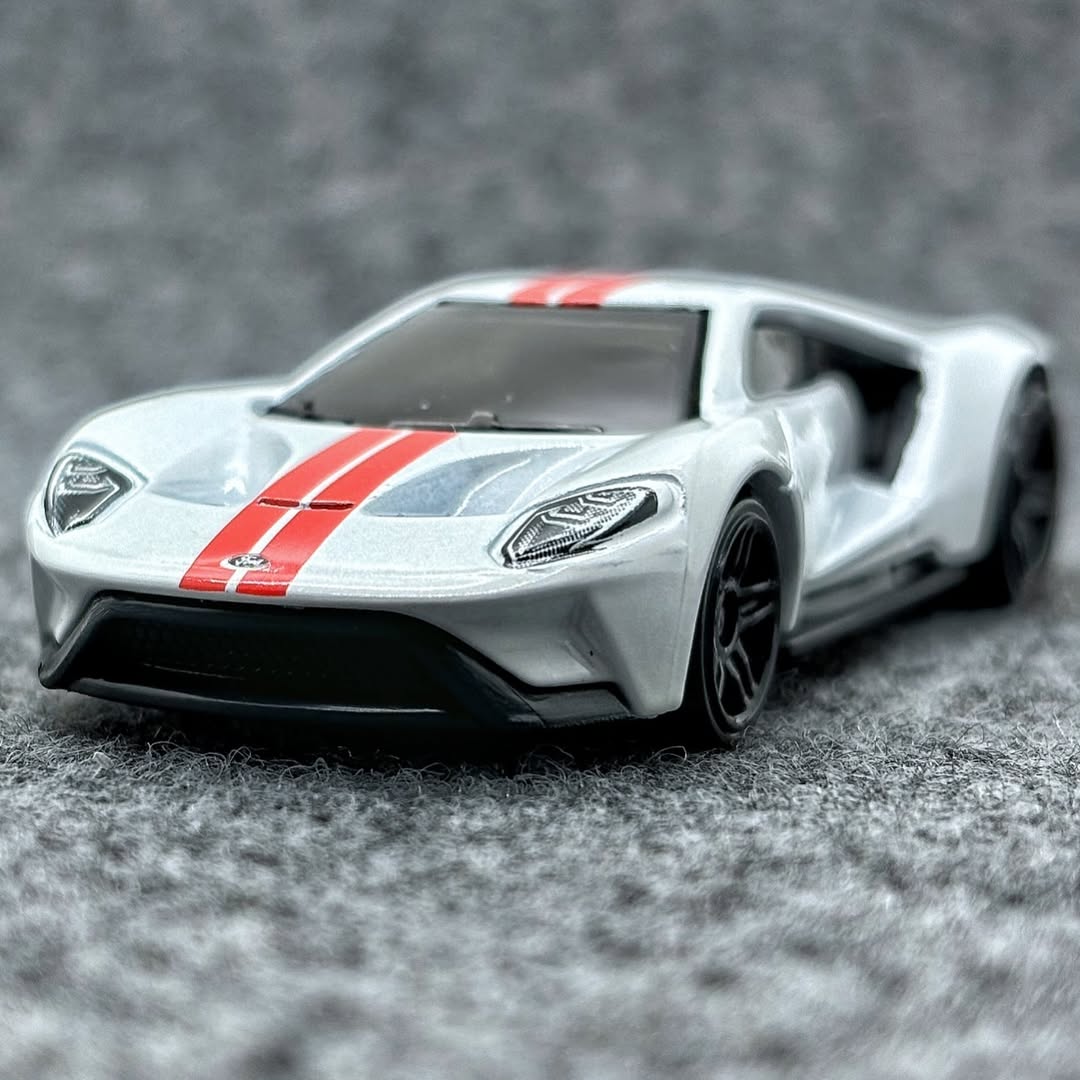 '17 FORD GT- HOTWHEELS