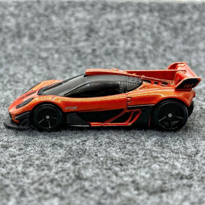 GORDON MURRAY AUTOMOTIVE T.50s - HOTWHEELS