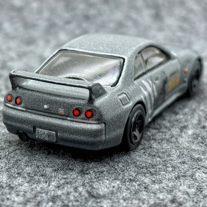 Skyline GTR R33 Godzilla- HOTWHEELS